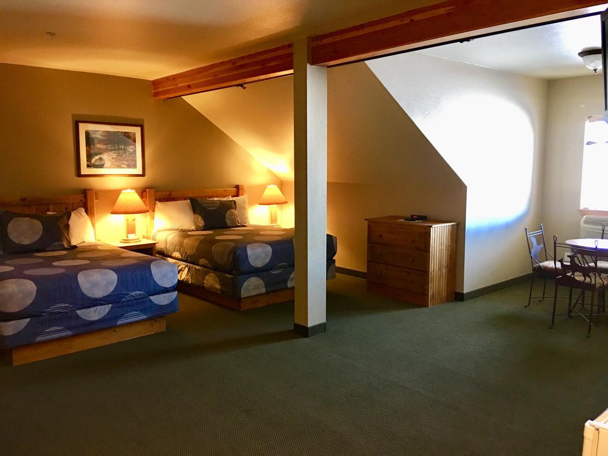 Boulder Creek Inn Donnelly Dış mekan fotoğraf